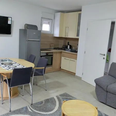 Iris 1 Apartament