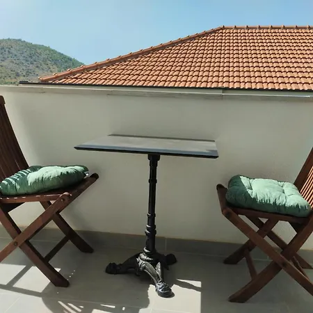 Iris 1 Appartement Ravno